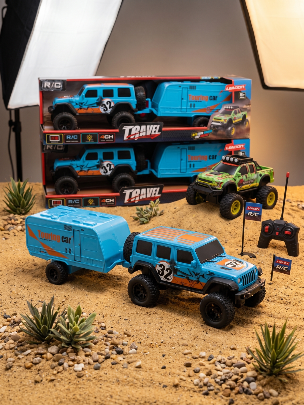 1/18 Scale Travel Cross-Country SUV  Double Cabin Jeep with Touring Trailer
