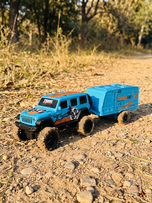 1/18 Scale Travel Cross-Country SUV  Double Cabin Jeep with Touring Trailer